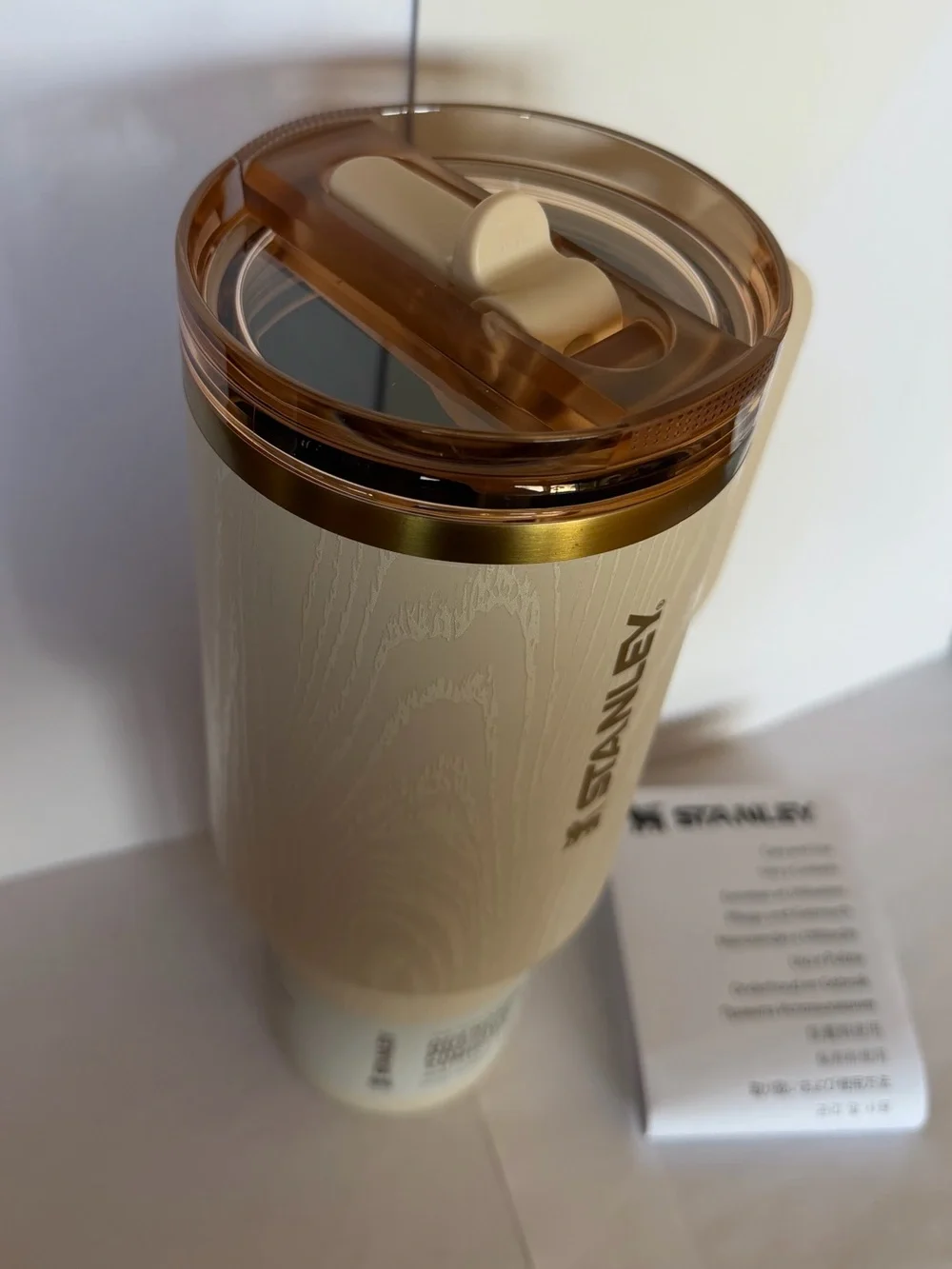LIMITED Stanley Quencher ProTour Flip Straw Tumbler 40oz, BIRCH WOODGRAIN - Picture 6 of 9